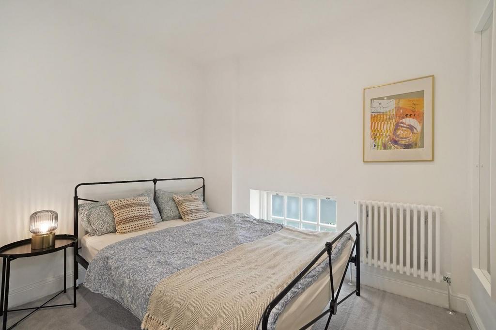 Flat 1, Eagle House - 1 Gj NOD8f Rhi PRr TD83 Bf.jpg