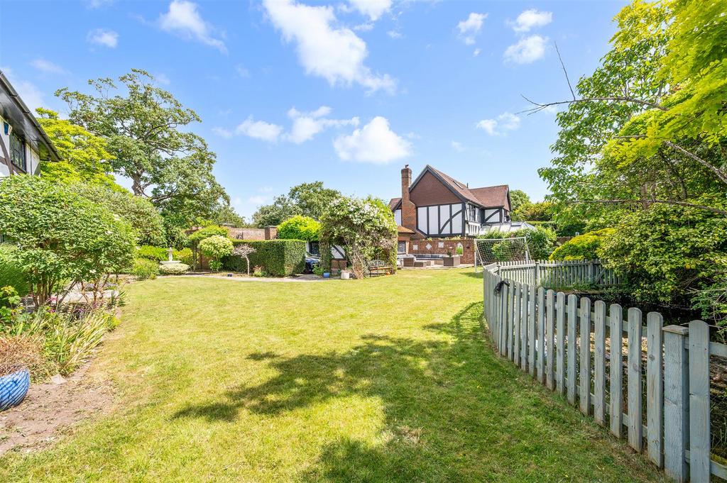 APPLE TREE COTTAGE  (25).jpg
