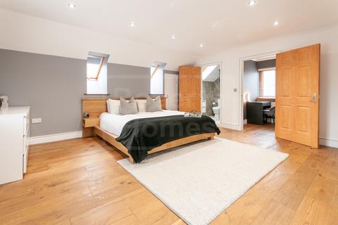 4 bedroom detached house for sale, Graig Newydd, Godrergraig, Swansea