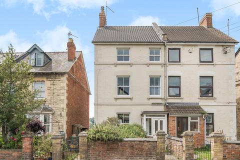 4 bedroom semi-detached house for sale, Stratford Road, Gloucestershire GL5