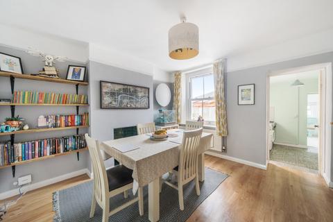 4 bedroom semi-detached house for sale, Stratford Road, Gloucestershire GL5