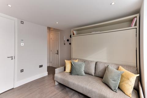 Studio to rent, Kingdon Road, London NW6