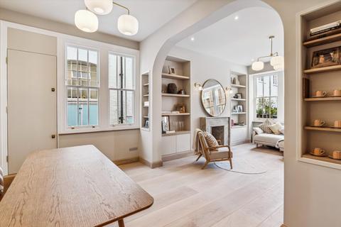 3 bedroom detached house for sale, Montagu Mews North, Marylebone, W1H