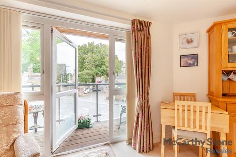 2 bedroom flat for sale, Bailey Court, New Writtle Street, Chelmsford