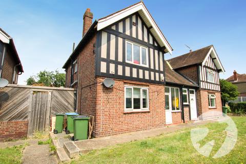 615 Westhorne Avenue, London, SE9 6JX