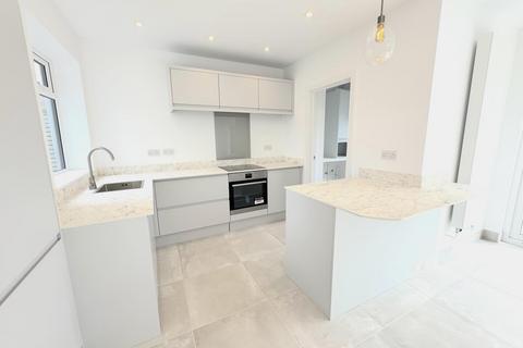 8 Westfield Road, Cardiff, CF14 1QQ