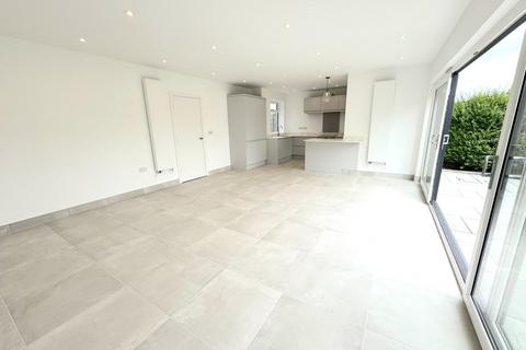 8 Westfield Road, Cardiff, CF14 1QQ