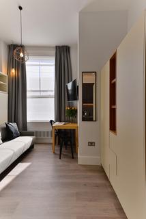 Studio to rent, Linden Gardens, London W2