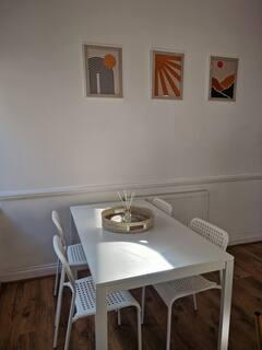 2 bedroom flat to rent, Post Office Road, Bournemouth, BH1