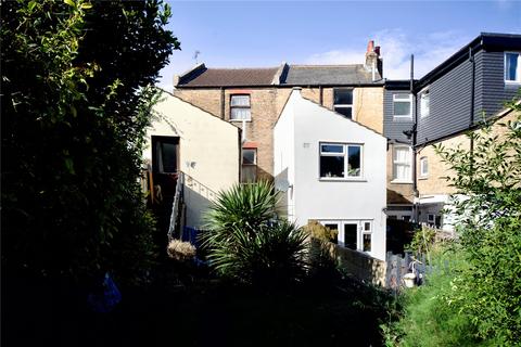 5 bedroom semi-detached house for sale, Wrotham Road, Gravesend, Kent, DA11