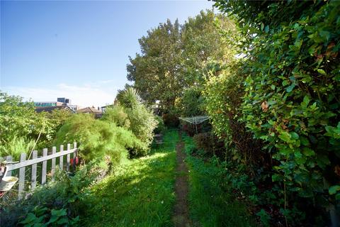 5 bedroom semi-detached house for sale, Wrotham Road, Gravesend, Kent, DA11