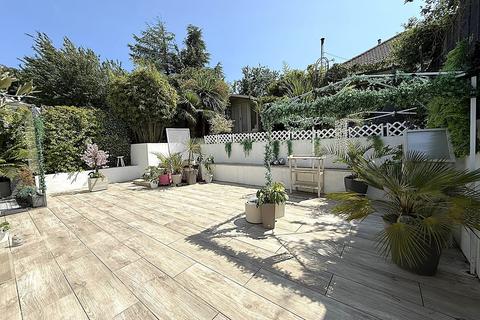 2 bedroom detached bungalow for sale, Sylvan Road, Parkstone , Poole, BH12