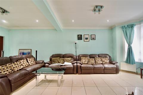 3 bedroom terraced house for sale, Hunter Road, Ilford, Essex, IG1
