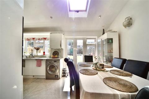 62 Melford Avenue, Barking, IG11 9HT