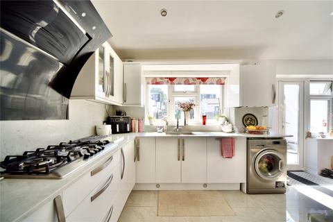62 Melford Avenue, Barking, IG11 9HT