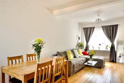 38 King Edwards Road, Barking, IG11 7TL