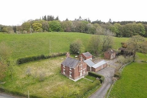 3 bedroom detached house to rent, Alderley Road, Over Alderley, Macclesfield, SK10 4SW