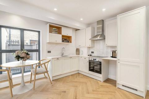 1 bedroom maisonette for sale, The Avenue, London W13