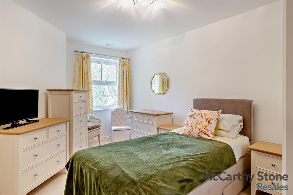 Double Bedroom