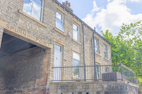 4 bedroom terraced house for sale, Manchester Road, Huddersfield HD7