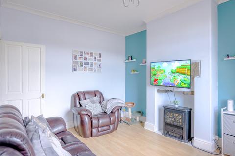 4 bedroom terraced house for sale, Manchester Road, Huddersfield HD7