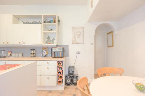 4 bedroom terraced house for sale, Manchester Road, Huddersfield HD7