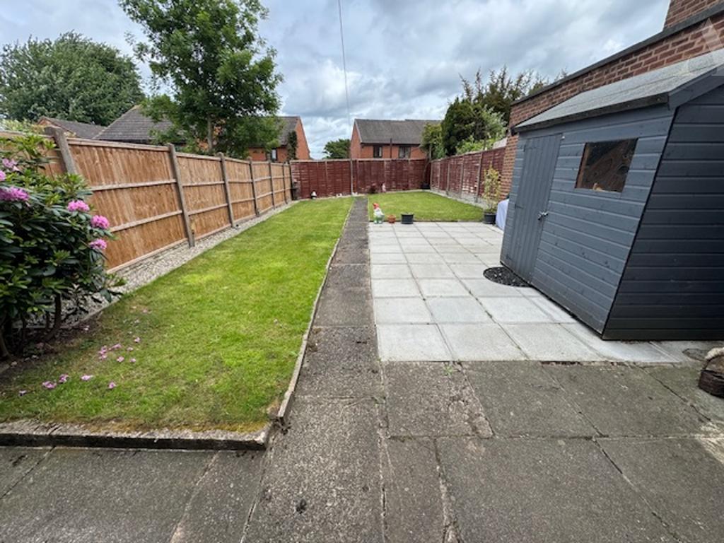 4 Wallbank Road Garden