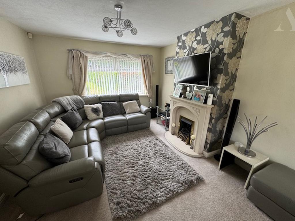 4 Wallbank Road Lounge 2