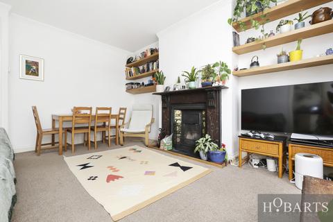 7c Albany Road, London, N4 4RR