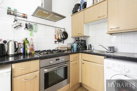 7c Albany Road, London, N4 4RR