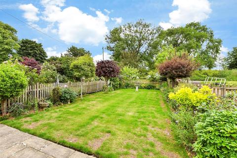4 Green Lane, Hythe, CT21 4DY
