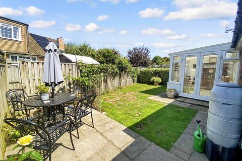 4 Green Lane, Hythe, CT21 4DY