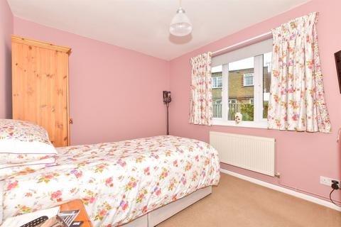 4 Green Lane, Hythe, CT21 4DY