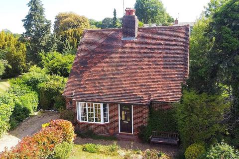 2 bedroom detached house for sale, WORPLE ROAD, SOUTH LEATHERHEAD, KT22