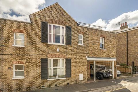 2 bedroom house for sale, Houblon Road, Richmond TW10