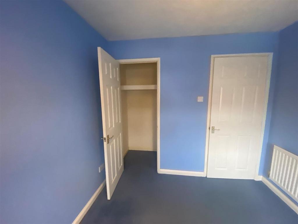 Bedroom 1 3.jpg