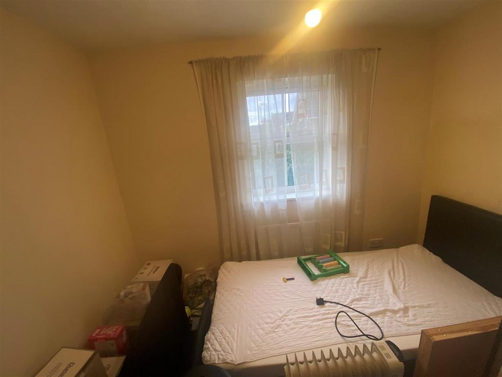 Bedroom 2.jpg