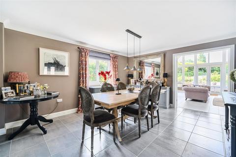 4 bedroom detached house for sale, Wiltshire Leisure Village, Royal Wootton Bassett, Swindon