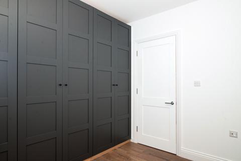 undefined, Elm Grove, London SW19