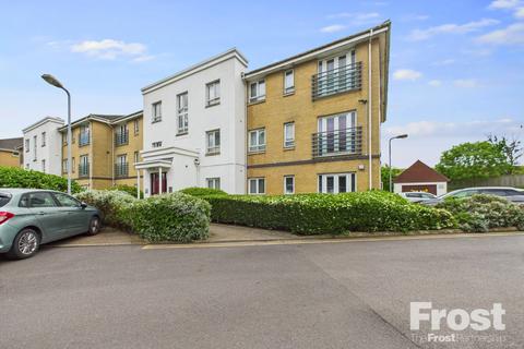 3 Sovereign Heights, Slough, SL3 8PZ