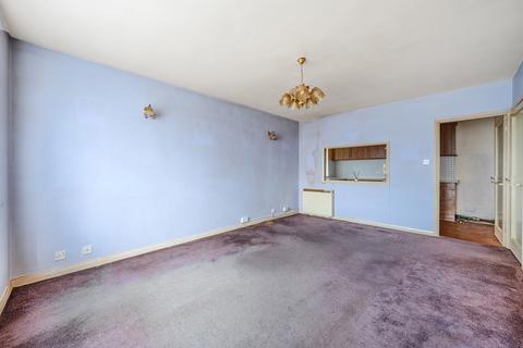 1 bedroom apartment for sale, The Avenue, Surrey KT4