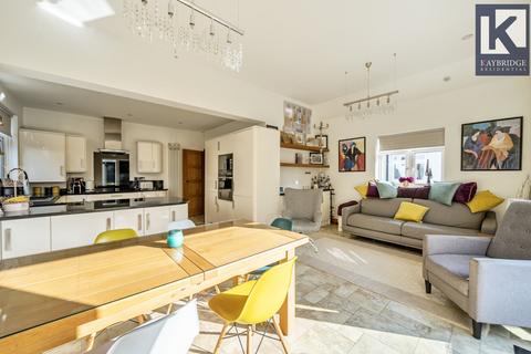 undefined, Mavis Avenue, Epsom, KT19