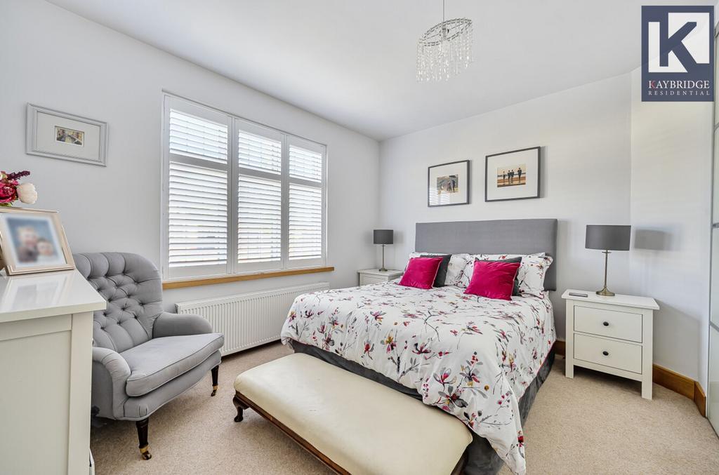 Mavis Avenue, Epsom