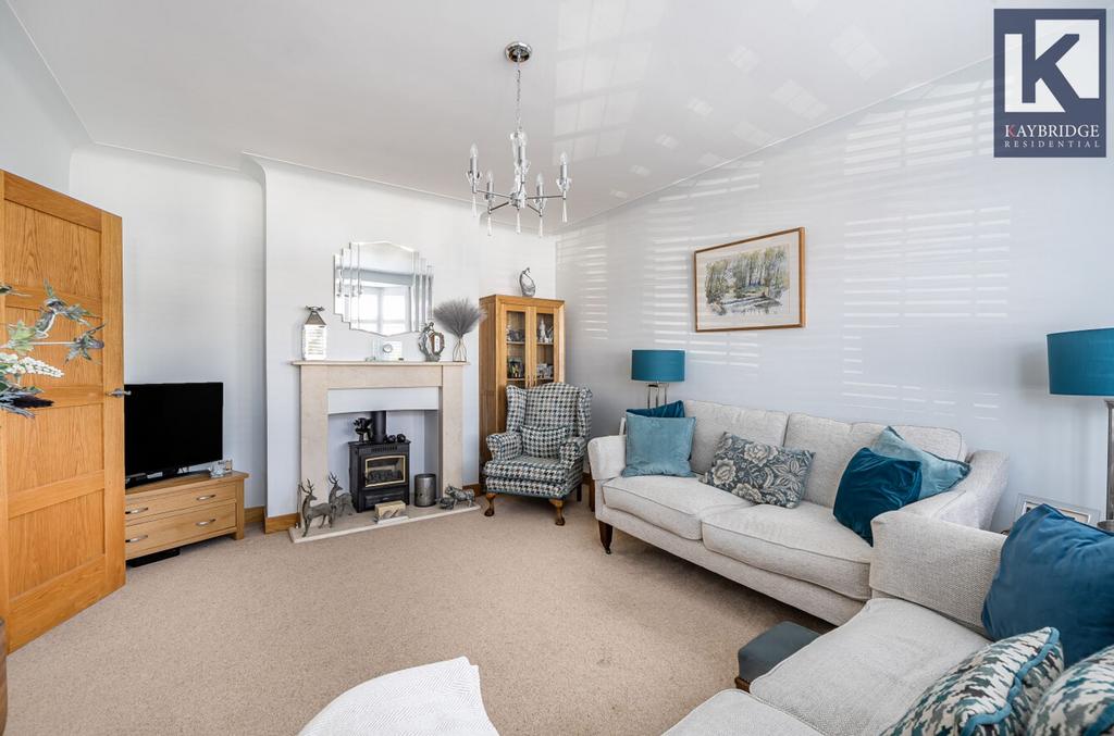 Mavis Avenue, Epsom