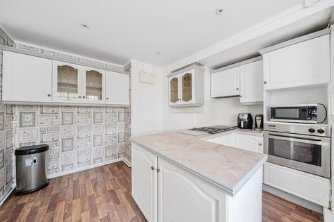 undefined, Maidenhead,  Berkshire,  SL6