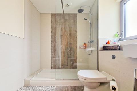 2 bedroom apartment for sale, 17 Pierre Arrive