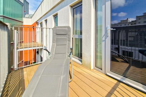 2 bedroom apartment for sale, 17 Pierre Arrive