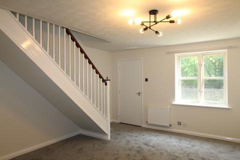 2 bedroom mews to rent, Wheatfields, Chapel-en-le-Frith SK23