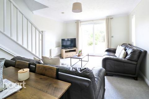 2 bedroom end of terrace house for sale, Nichols Grove, Braintree