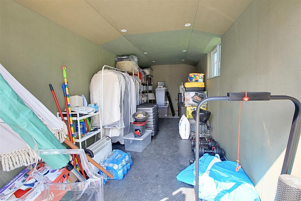 Garden Room.jpg
